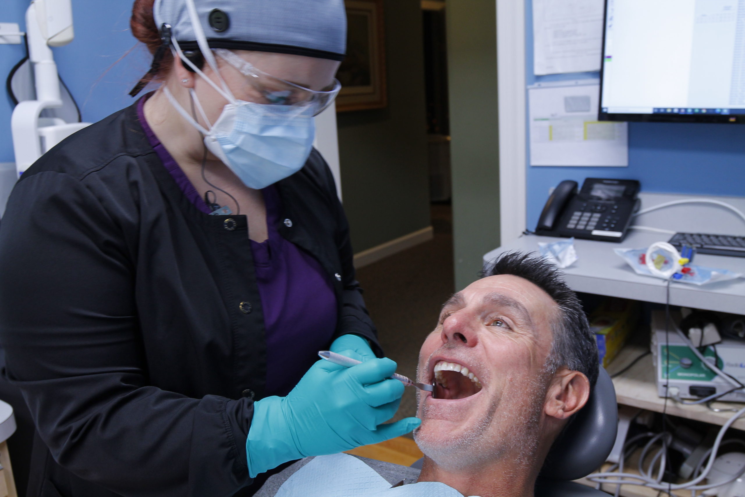 Jacksonville dentist warns that regular cleanings may lead to tooth loss for those with periodontal disease
