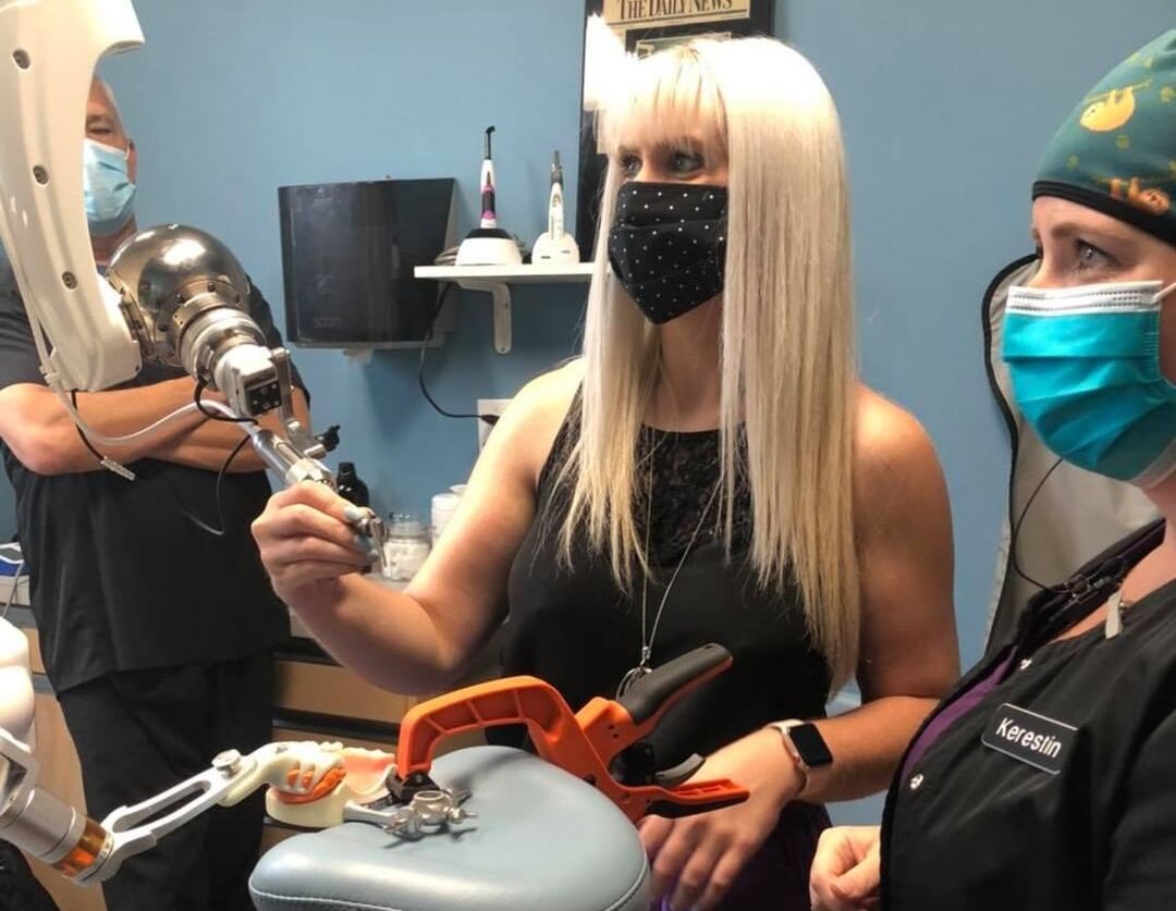 Jacksonville dentistry to hold public demonstration of rare robotic dental system helping patients heal faster