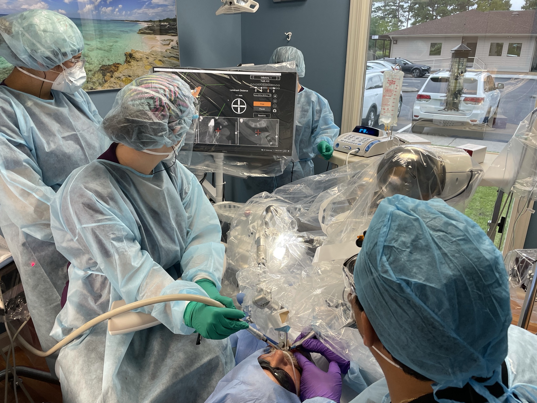 Jacksonville dentist goes next-level with robot-assisted dental surgery